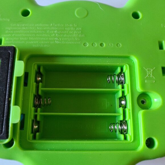 BRIGHT STARTS SAFARI BEATS MUSICAL TOY | DRUMS, ANIMAL SOUNDS &LIGHTS | AGE 3M+ - Picture 6 of 7